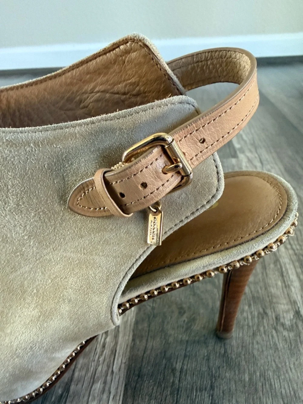 Coach Shoes Kate Brown Suede Buckle Heels Sandal Booties Size 7.5 - Picture 7 of 12